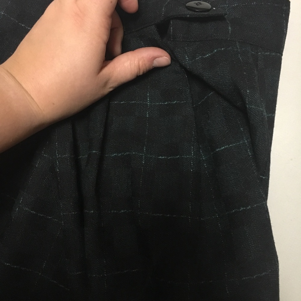 • BUNDLED // tahari plaid wool schoolgirl pencil skirt • - Picture 6 of 9